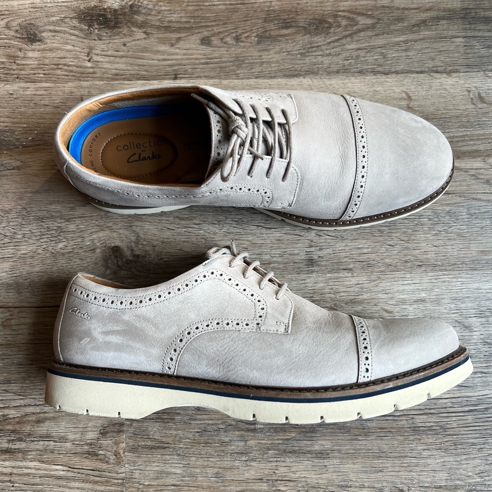 Barely worn Clark’s. Very comfy, just not necessarily my style.